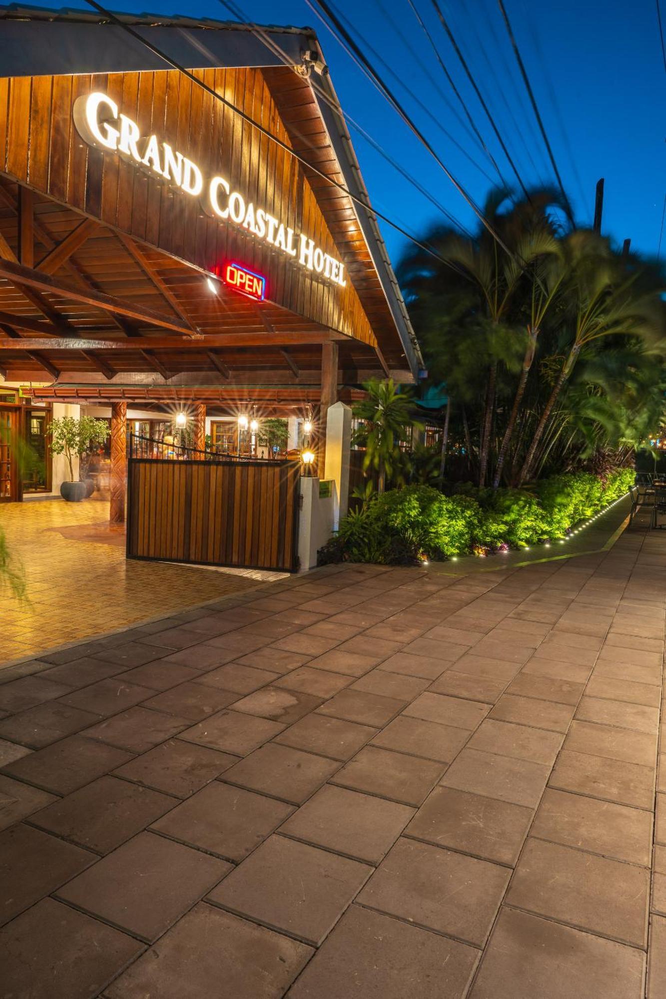 Grand Coastal Hotel Georgetown Exteriör bild